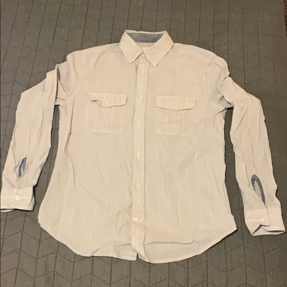 Gap white and grey stripped button up
